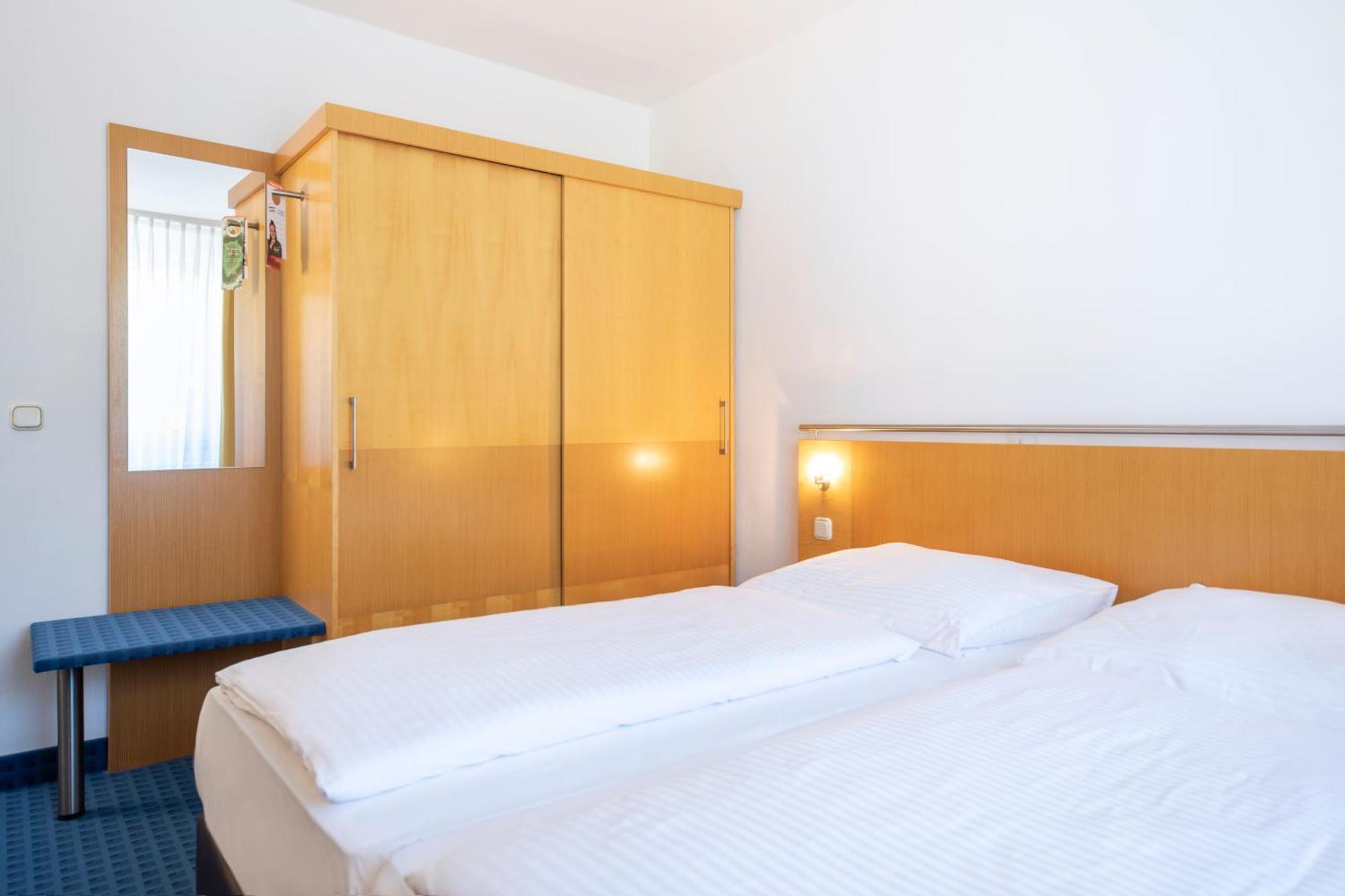 Achat Hotel Suhl Extérieur photo