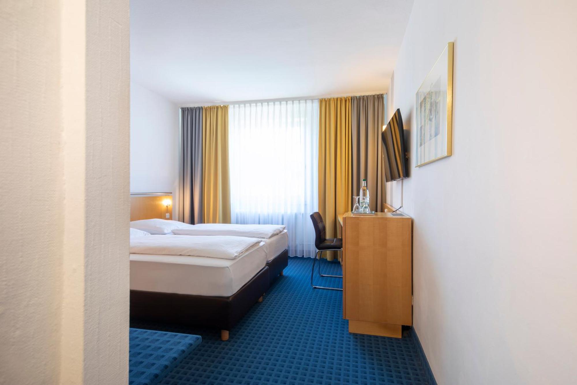 Achat Hotel Suhl Extérieur photo
