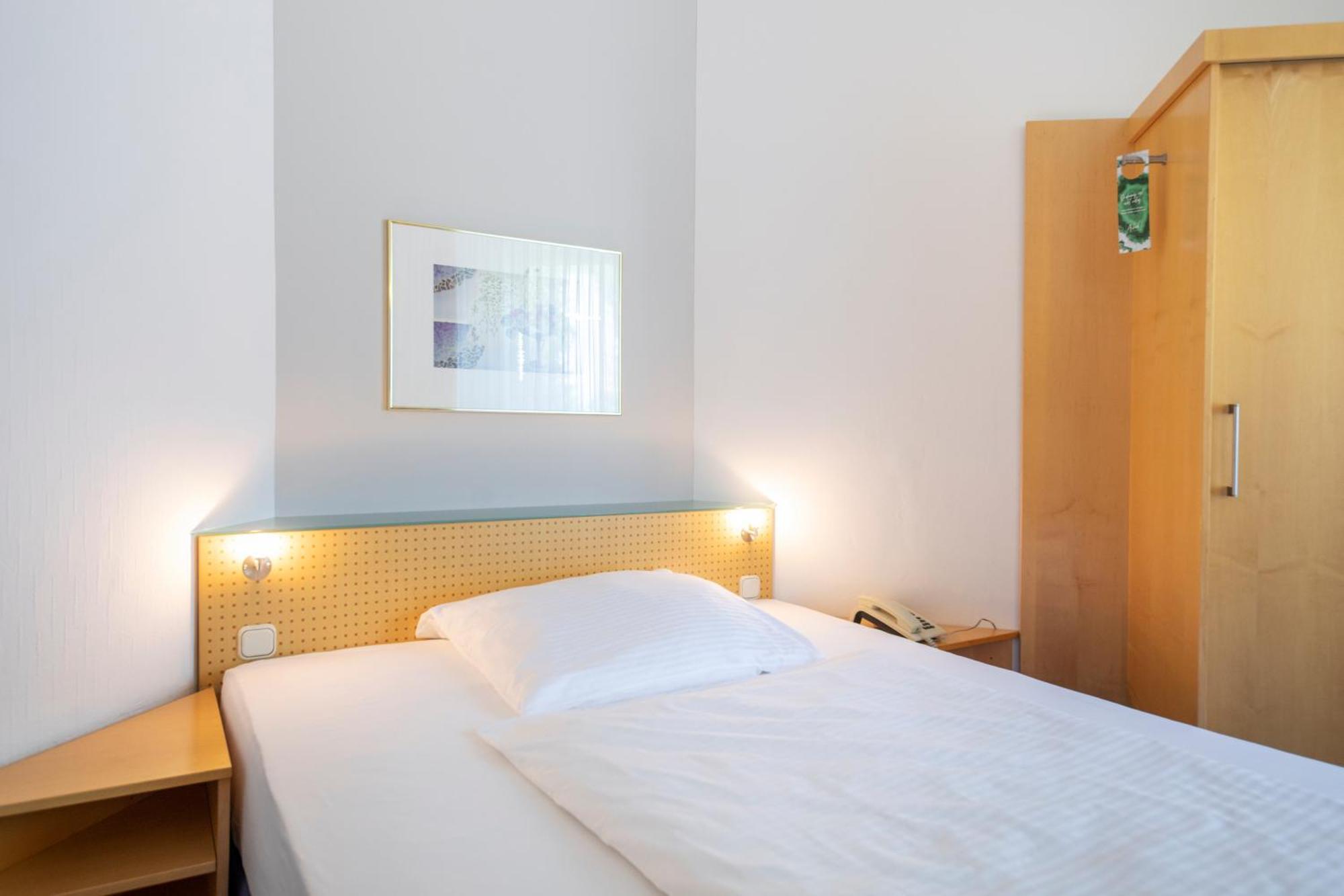 Achat Hotel Suhl Extérieur photo