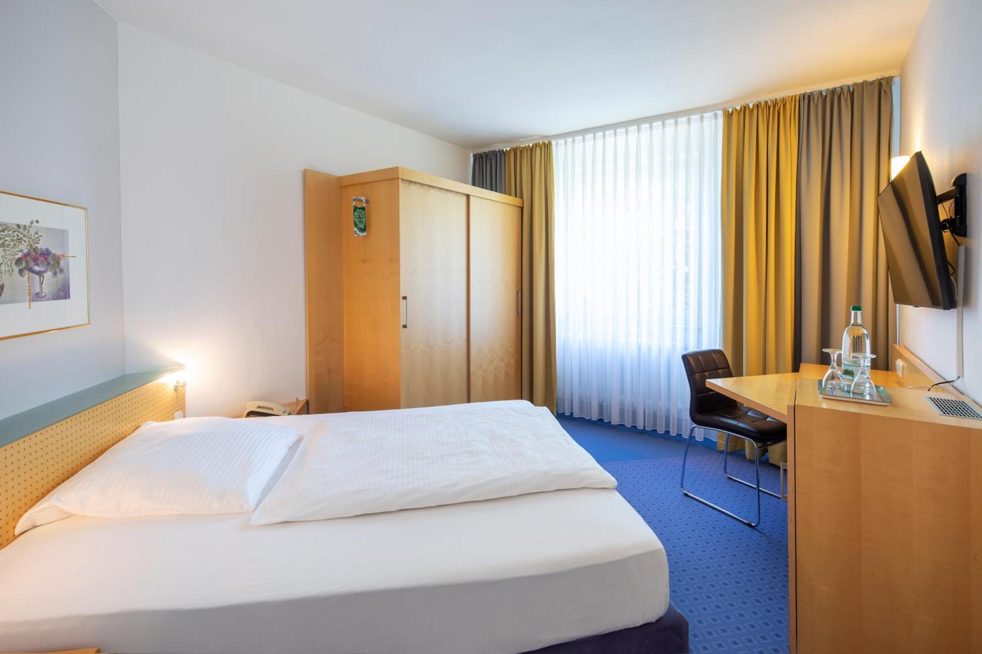 Achat Hotel Suhl Extérieur photo