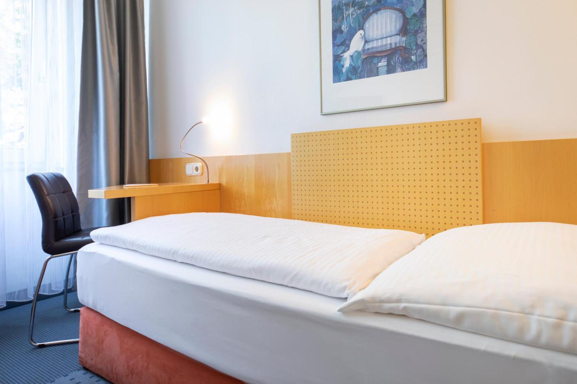 Achat Hotel Suhl Extérieur photo